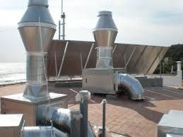 Group Instals Ser SL. extractores de aire en terraza